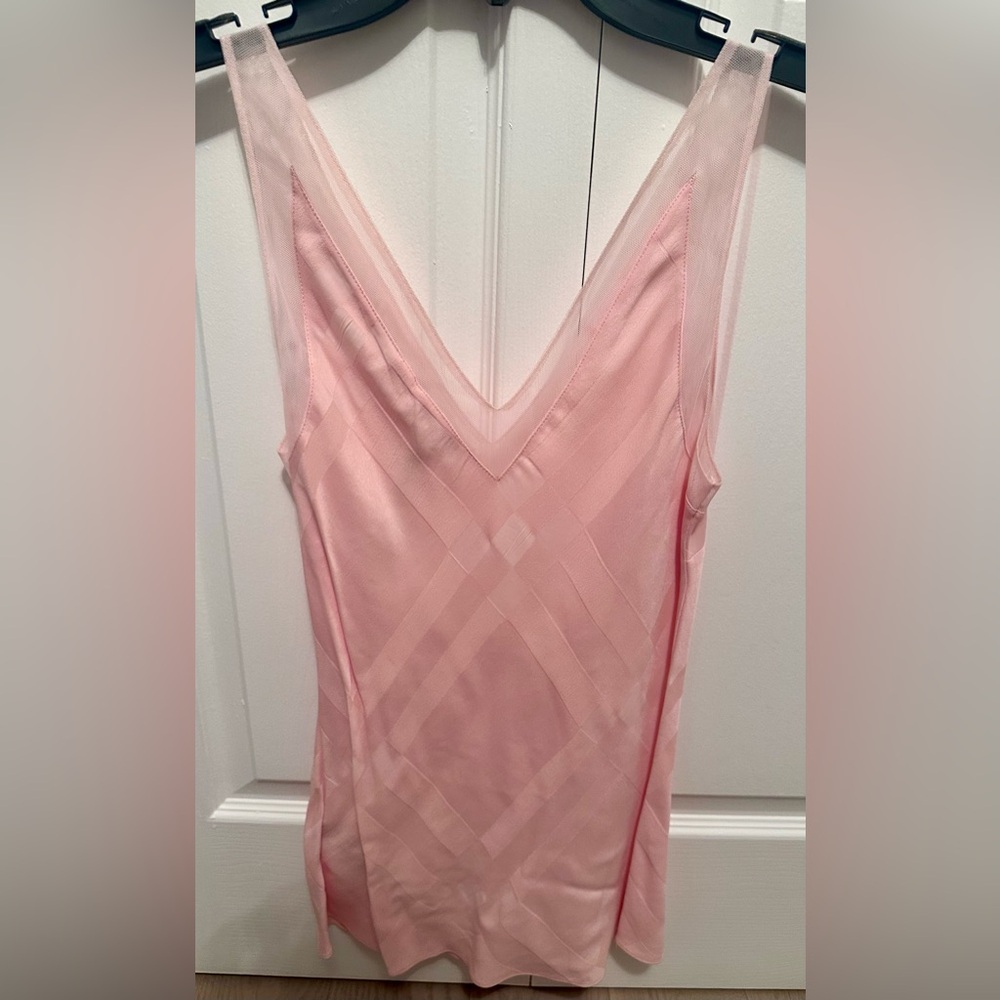 Ted Baker London Peach V-neck Top, size 0!